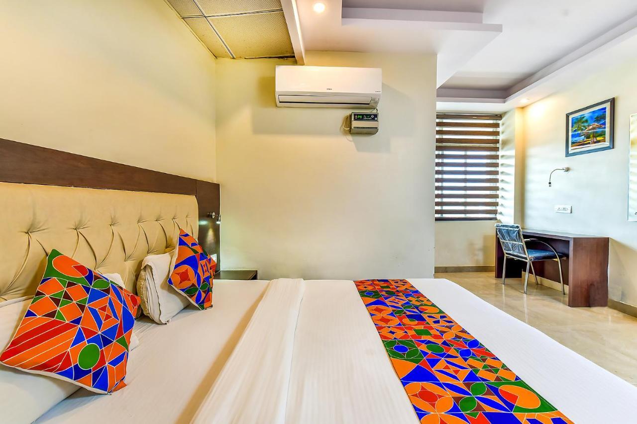 Fabhotel Surya Residency Dehradun Zewnętrze zdjęcie